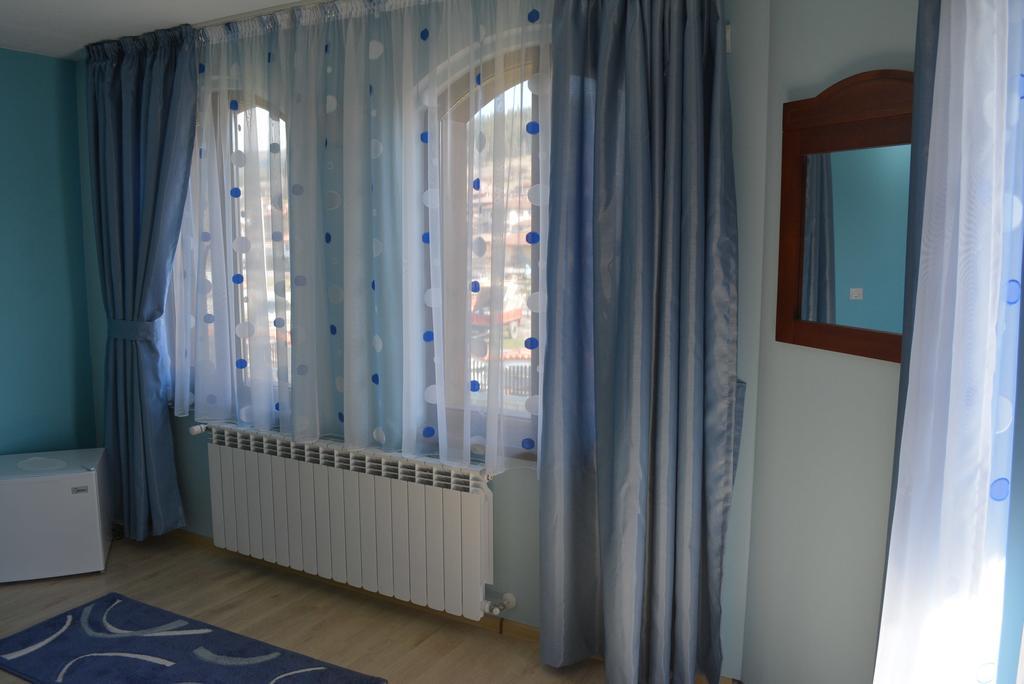 Guest House H Dzhogolanov Копривштица Экстерьер фото