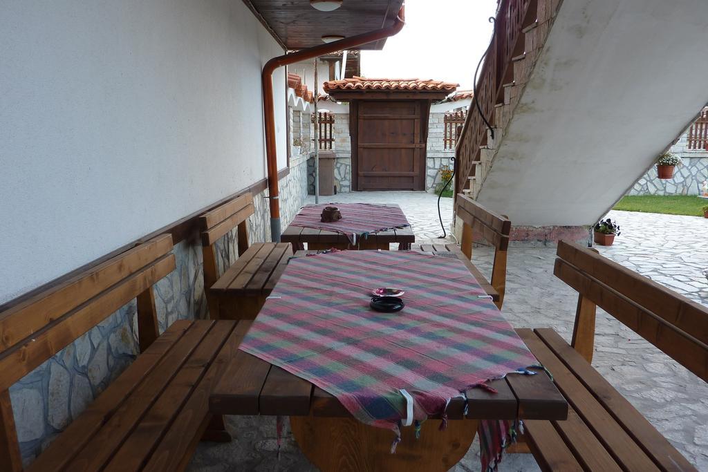 Guest House H Dzhogolanov Копривштица Экстерьер фото
