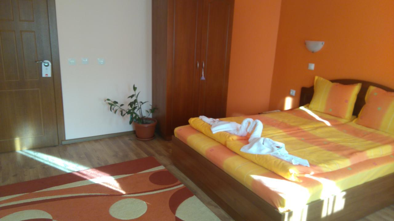 Guest House H Dzhogolanov Копривштица Экстерьер фото